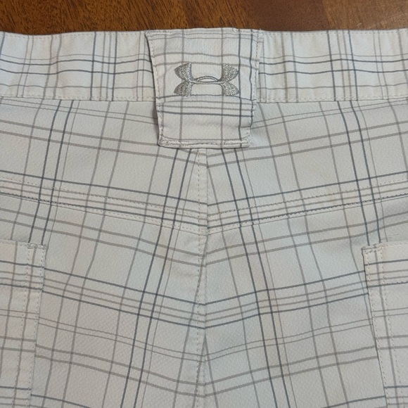 Men’s Golf Shorts - 38 - Picture 12 of 12